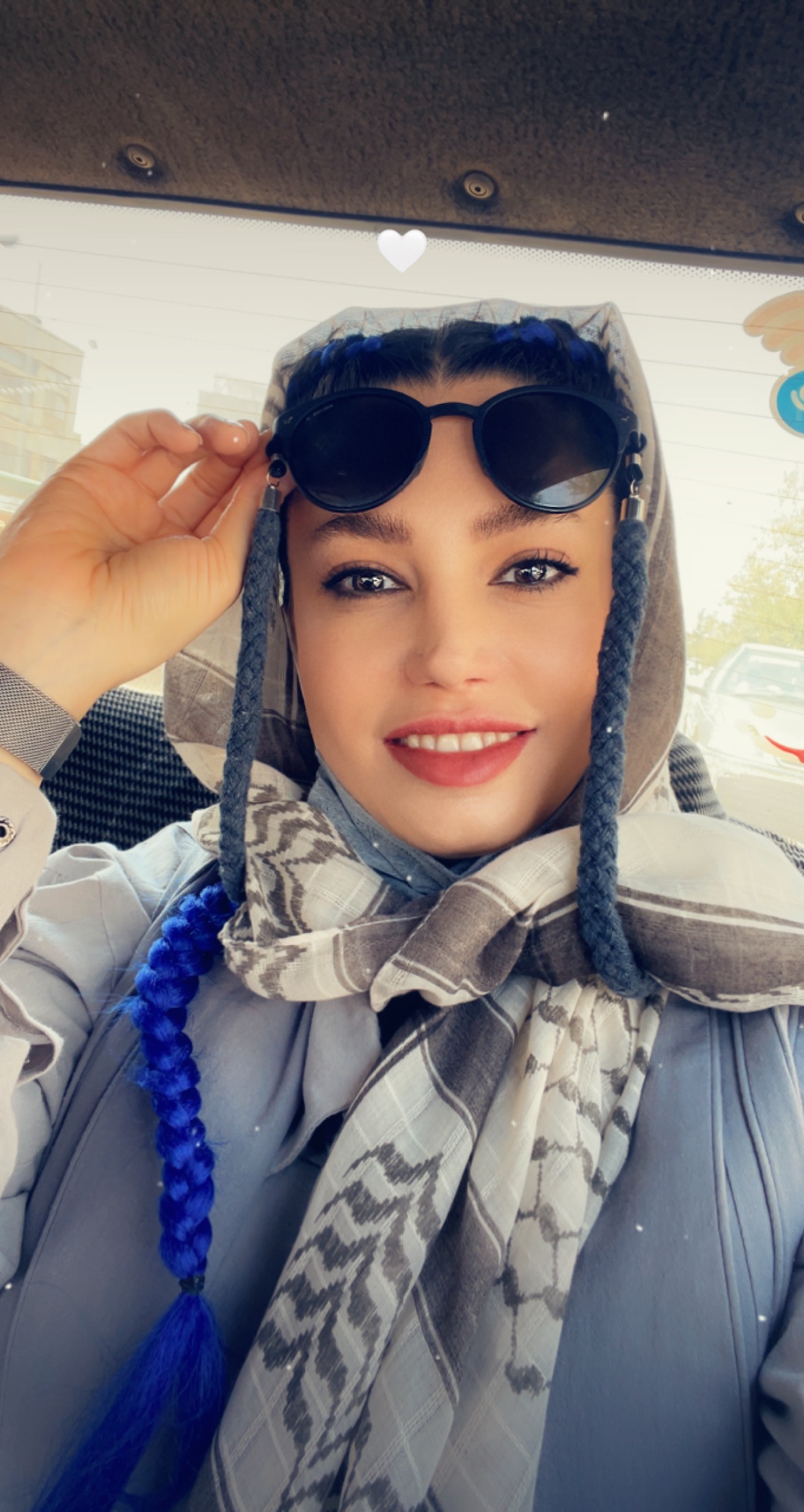 زهره عبداله زاده